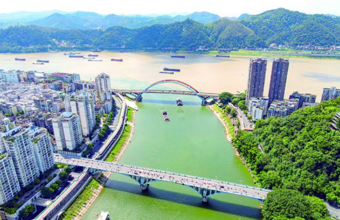 山水相依共繪生態(tài)新卷